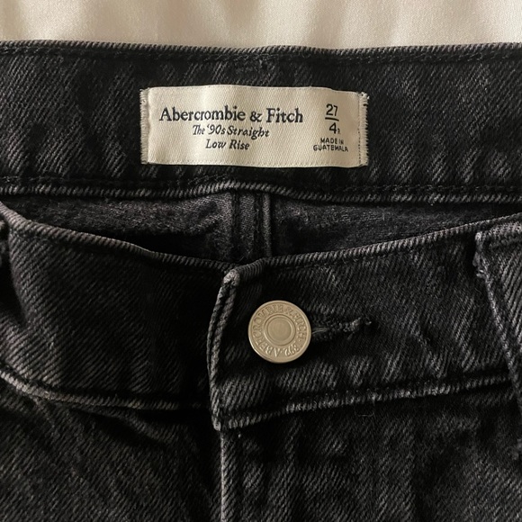 Abercrombie & Fitch Denim - Abercrombie & Fitch 90’s Straight Low Rise